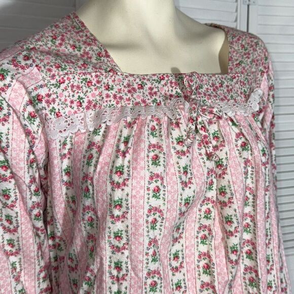 NWOT Vintage 70’s ILGWU Flannel Prairie Nightgown Size Medium - Picture 4 of 13